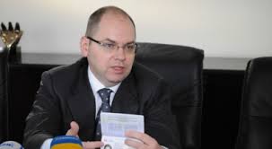 Більшість ліків повинні відпускатись в аптеках виключно за рецептом – Степанов